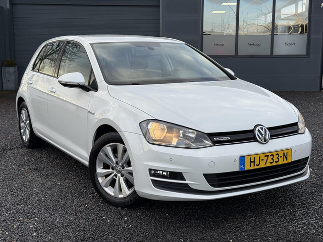 volkswagen-golf-1.0-tsi-comfortline-2e-eigenaar-trekhaak-clima-cruise-parrot-pdc-v-a-lm-velgen-6-bak-116pk-n.a.p-5-deurs-nieuwe-apk-bij-afleveri