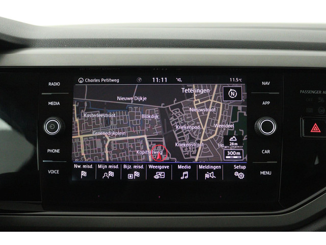 Volkswagen Polo 1.0 TSI Beats (STOELVERWARMING, NAVIGATIE, CRUISE CONTROL, PARKEERSENSOREN)