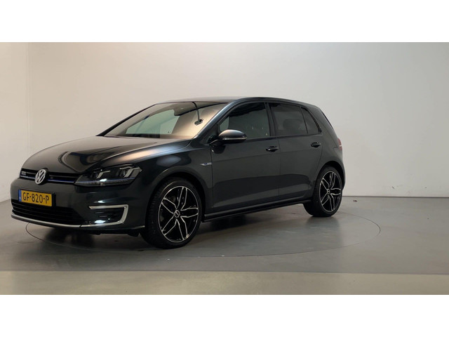 Volkswagen Golf 1.4 TSI GTE DSG LED Navigatie Parkeersensoren Climate Control