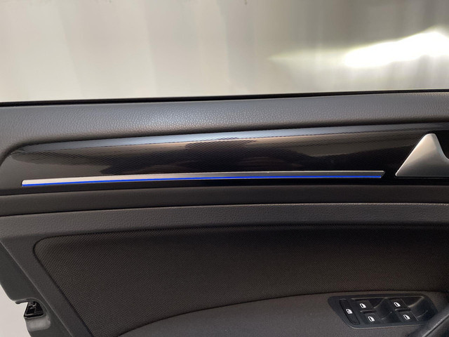 Volkswagen Golf 1.4 TSI GTE DSG LED Navigatie Parkeersensoren Climate Control