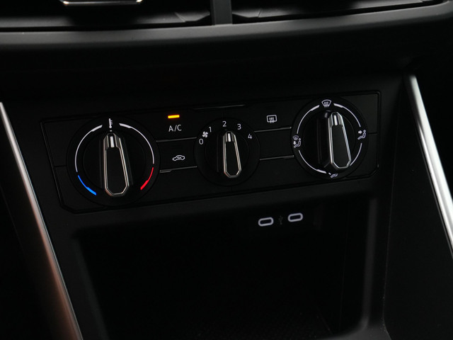 Volkswagen Polo 1.0 TSI 95pk Life Edition Navi via App Camera Acc Lm Velgen 279