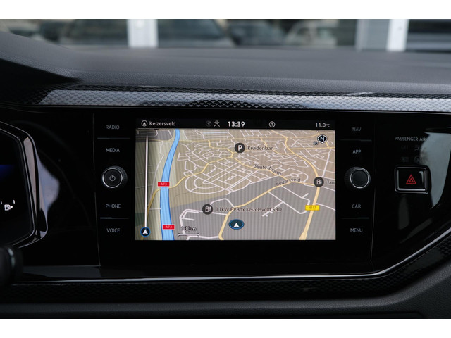 Volkswagen Polo 1.0 TSI Life Business Viritual Navi Cam Carplay ACC PDC LED