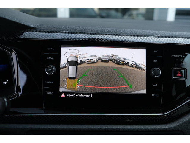 Volkswagen Polo 1.0 TSI Life Business Viritual Navi Cam Carplay ACC PDC LED