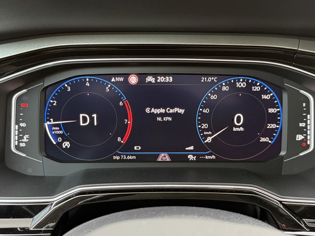 Volkswagen Polo 1.0 TSI Style Facelift NP € 39.310,- Full options Apple Carplay & Android Stoelverwarming Grote NAV Camera