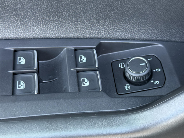 Volkswagen Polo 1.0 TSI Style Facelift NP € 39.310,- Full options Apple Carplay & Android Stoelverwarming Grote NAV Camera