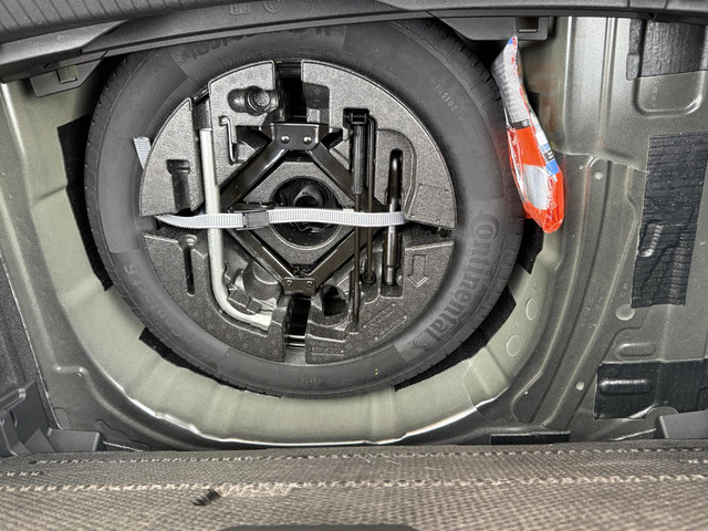 Volkswagen Polo 1.0 TSI Style Facelift NP € 39.310,- Full options Apple Carplay & Android Stoelverwarming Grote NAV Camera