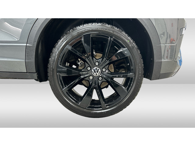 Volkswagen T-Roc 1.5 TSI R-LINE 150PK BLACK EDITION DSG | Panoramadak | LED Matrix | El. achterklep