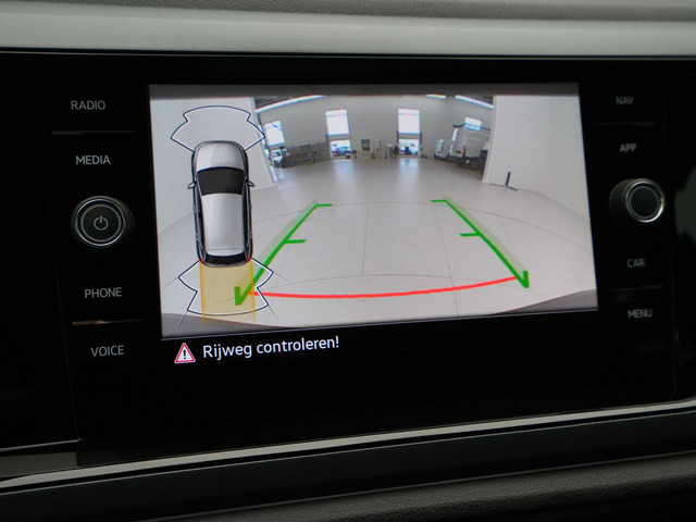 Volkswagen Polo 1.0 TSI 110pk DSG R-Line Business Navigatie Camera Stoelverwarming Acc 287