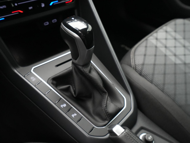 Volkswagen Polo 1.0 TSI 110pk DSG R-Line Business Navigatie Camera Stoelverwarming Acc 287