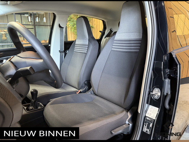 Volkswagen up! 1.0. Airco. DAB. Rijstrooksensor. NAP