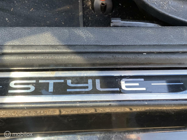 Volkswagen Polo 1.6 TDI Highline DSG ECC PANO CRUISE