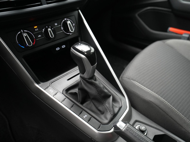 Volkswagen Polo 1.0 TSI 95pk DSG Life Navigatie Camera Acc Lm velgen 6