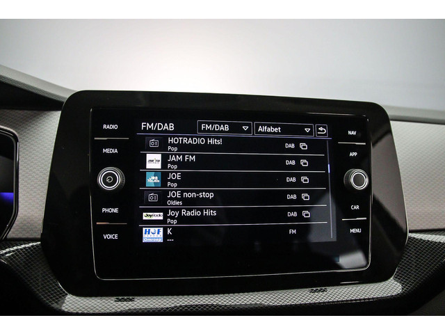 Volkswagen T-Cross Life Edition 1.0 TSI 115pk DSG Automaat Adaptive cruise control, Achteruitrijcamera, Parkeersensoren, Stoelverwarming, Airco, LE