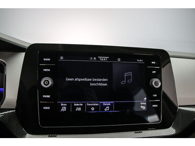 Volkswagen T-Cross Life Edition 1.0 TSI 115pk DSG Automaat Adaptive cruise control, Achteruitrijcamera, Parkeersensoren, Stoelverwarming, Airco, LE