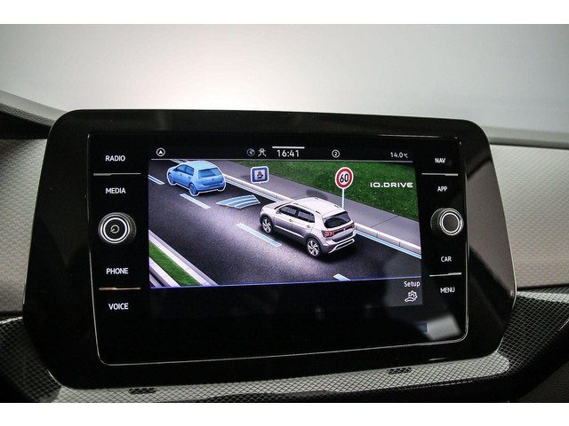 Volkswagen T-Cross Life Edition 1.0 TSI 115pk DSG Automaat Adaptive cruise control, Achteruitrijcamera, Parkeersensoren, Stoelverwarming, Airco, LE