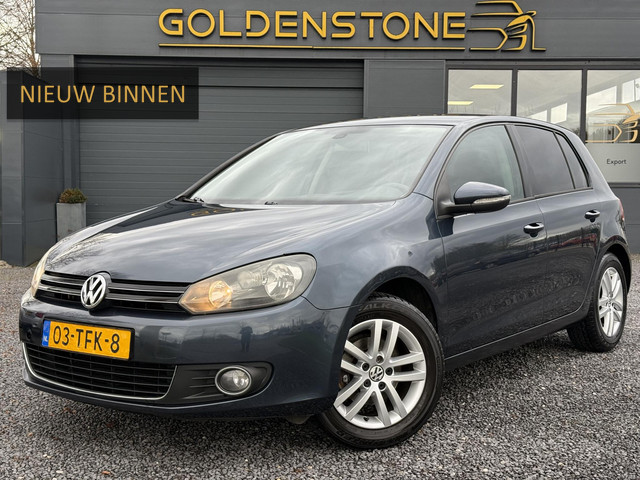 volkswagen-golf-1.2-tsi-highline-bluemotion-2e-eigenaar-navi-alcantara-clima-cruise-pdc-lm-velgen-n.a.p-5-deurs-apk-tot-10-2026