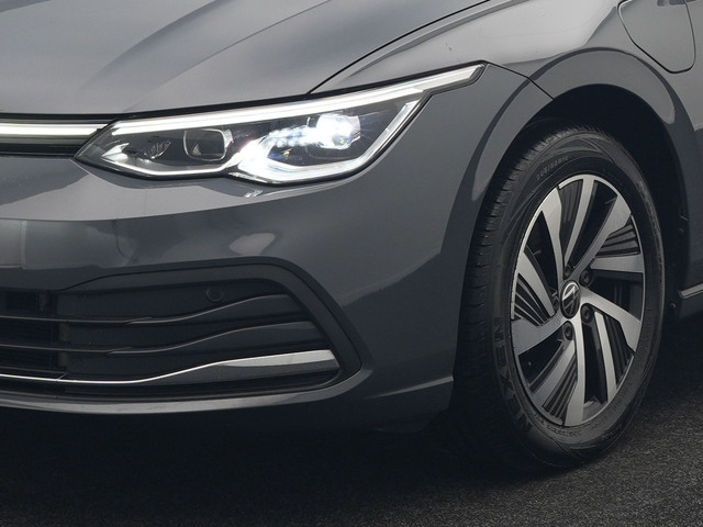 Volkswagen Golf 1.4 eHybrid Style Plug In Hybrid 204pk Dealer O.H. PHEV | Trekhaak Af Fabriek | Panodak | Adaptive Cruise | IQ Light | Alcantara