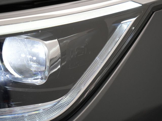 Volkswagen Golf 1.4 eHybrid Style Plug In Hybrid 204pk Dealer O.H. PHEV | Trekhaak Af Fabriek | Panodak | Adaptive Cruise | IQ Light | Alcantara