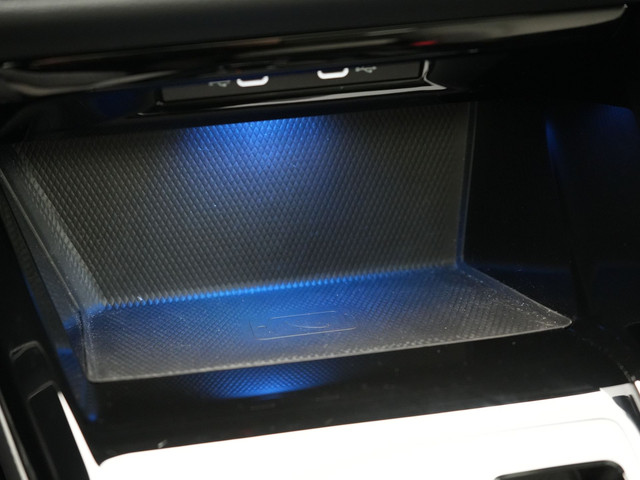 Volkswagen Golf 1.4 eHybrid Style Plug In Hybrid 204pk Dealer O.H. PHEV | Trekhaak Af Fabriek | Panodak | Adaptive Cruise | IQ Light | Alcantara