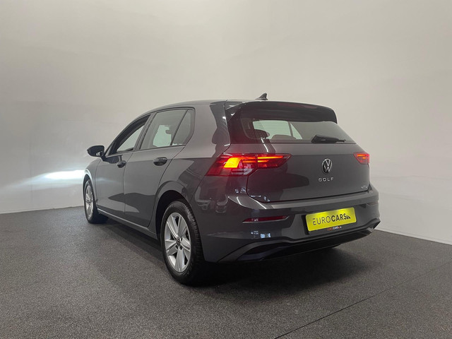 Volkswagen Golf 1.0 eTSI DSG Life Navigatie Apple Carplay Android Auto Parkeersensoren Adaptive Cruise Control Sfeerverlichting Virtual Cockpit