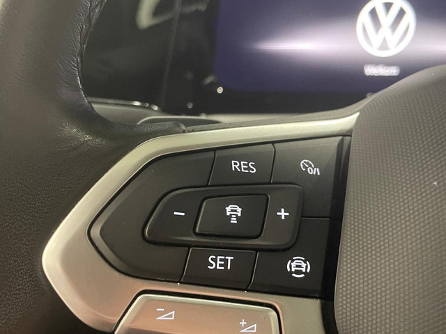 Volkswagen Golf 1.0 eTSI DSG Life Navigatie Apple Carplay Android Auto Parkeersensoren Adaptive Cruise Control Sfeerverlichting Virtual Cockpit