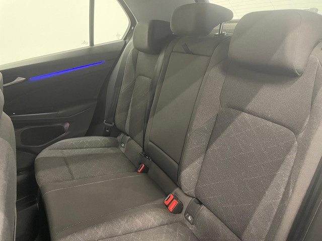 Volkswagen Golf 1.0 eTSI DSG Life Navigatie Apple Carplay Android Auto Parkeersensoren Adaptive Cruise Control Sfeerverlichting Virtual Cockpit