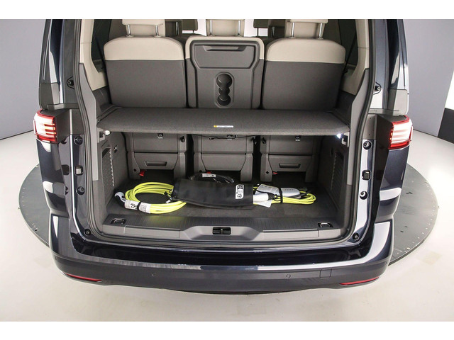 Volkswagen Multivan 1.5 245pk DSG eHybrid L2 Bulli Edition 4Motion > € 2.500,= Inruilpremie < | Trekhaak | 7-zits Premium zitopstelling |