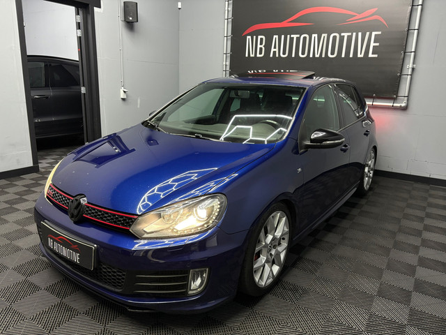 volkswagen-golf-2.0-gti-edition-35-310-pk-camera-pano