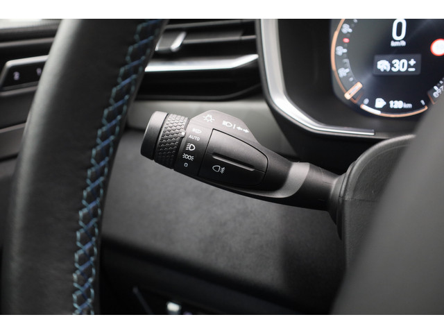 Lynk & Co 01 1.5 Plug-in Hybrid | 360° | BLACK | NLD AUTO