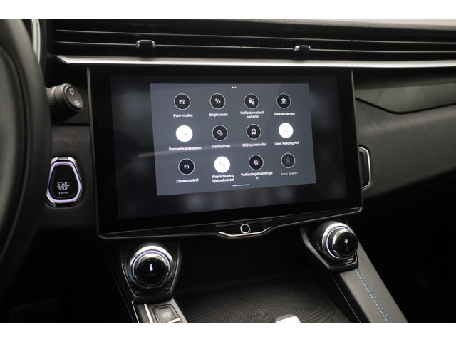 Lynk & Co 01 1.5 Plug-in Hybrid | 360° | BLACK | NLD AUTO