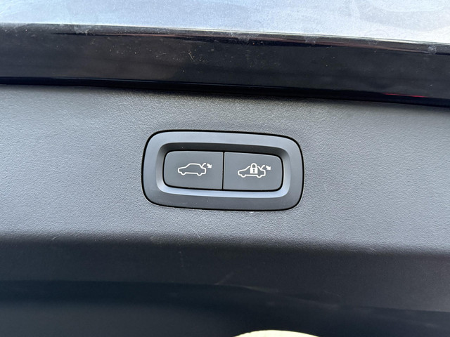 Lynk & Co 01 1.5 PHEV PLUG-IN HYBRIDE | COMPLETE AUTO ZWARTE HEMEL | ELEKTRISCH PANORAMADAK | FULL OPTIONS | RIJKLAAR GELEVERD | BTW VERREK