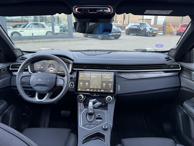 Lynk & Co 01 1.5 PHEV PLUG-IN HYBRIDE | COMPLETE AUTO ZWARTE HEMEL | ELEKTRISCH PANORAMADAK | FULL OPTIONS | RIJKLAAR GELEVERD | BTW VERREK