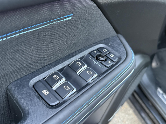 Lynk & Co 01 1.5 PHEV PLUG-IN HYBRIDE | COMPLETE AUTO ZWARTE HEMEL | ELEKTRISCH PANORAMADAK | FULL OPTIONS | RIJKLAAR GELEVERD | BTW VERREK