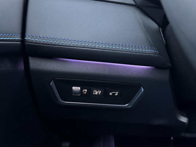 Lynk & Co 01 1.5 PHEV PLUG-IN HYBRIDE | COMPLETE AUTO ZWARTE HEMEL | ELEKTRISCH PANORAMADAK | FULL OPTIONS | RIJKLAAR GELEVERD | BTW VERREK