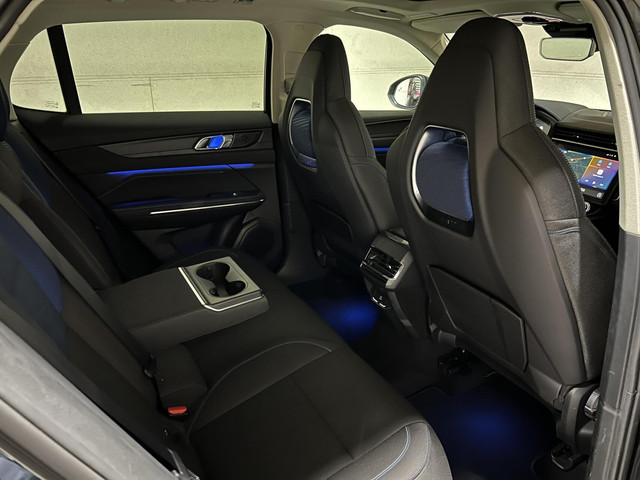 Lynk & Co 01 1.5 Plug-in Black Edition Sfeerver. 360° NAP