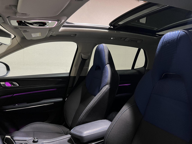 Lynk & Co 01 1.5 Plug-in Black Edition Sfeerver. 360° NAP