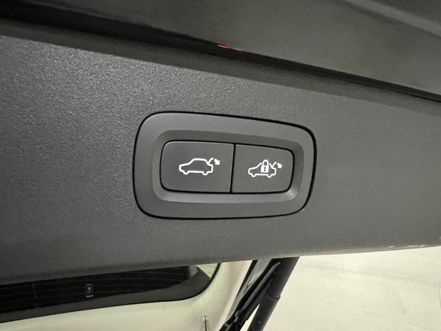 Lynk & Co 01 1.5 Plug-in Black Edition Sfeerver. 360° NAP