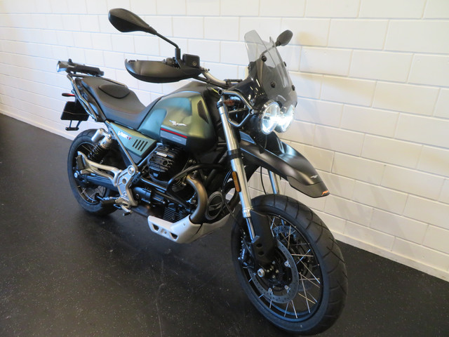 moto-guzzi-v85-tt-nieuwstaat-