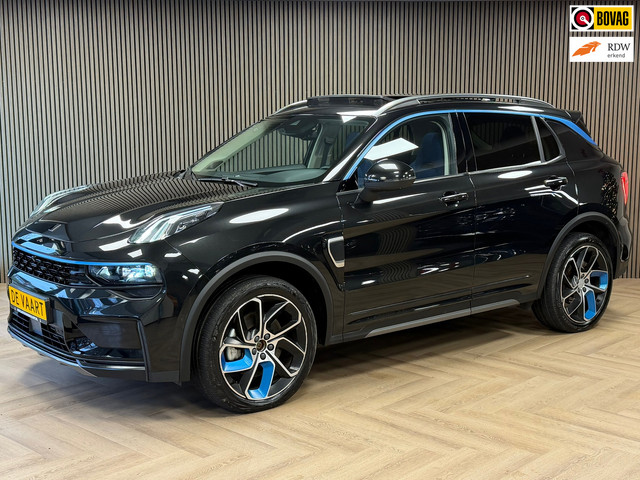 lynk--co-01-1.5-aut.-plug-in-hybride-panoramadak-airco-camera-cruise-pdc-stoelverwarming-apple-carplay