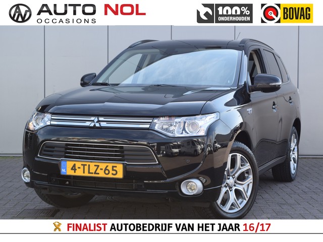 Mitsubishi Outlander 2.0 PHEV Instyle+ Inclusief prijs is ... Navi Leder Cruise Stoelverw Lm18'' Camera Pdc  Prijs is Excl Btw