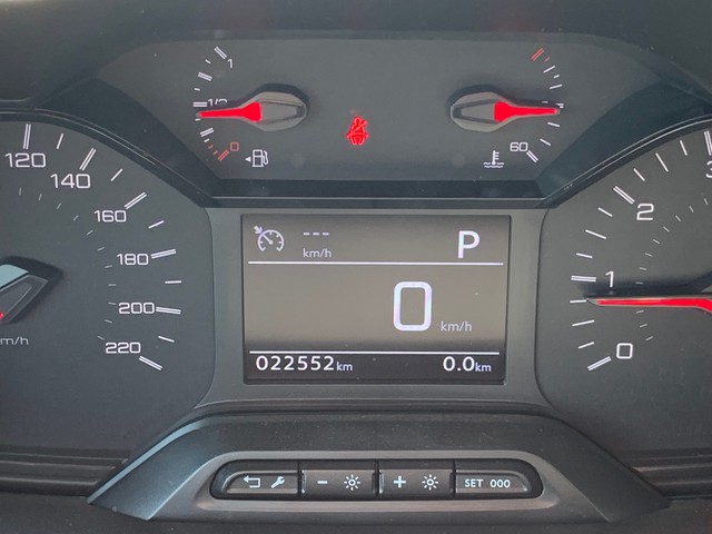 Peugeot Partner 1.5 BlueHDI 130PK Asphalt Automaat | MARGE, geen BTW BPM 16 inch lichtmetalen velgen, Navigatie DAB+, Parkeersensoren + Camera, 