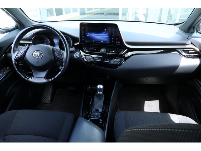 Toyota C-HR 1.8 Hybrid Bi-Tone, Navi, Dode hoek sensor, Zwarte velgen