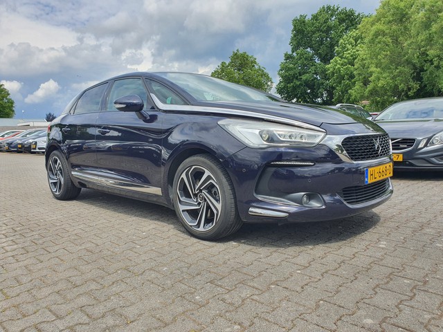 DS DS 5 2.0 BlueHDi Business Executive *PANO+HEAD-UP+XENON+KEYLESS+VOLLEDER+CAMERA+ECC+PDC+CRUISE*