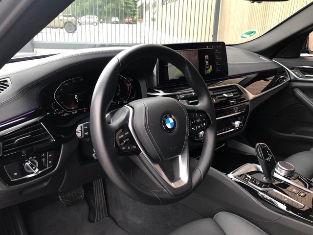 BMW 5 Serie 520i High Executive *Nieuwe Model*